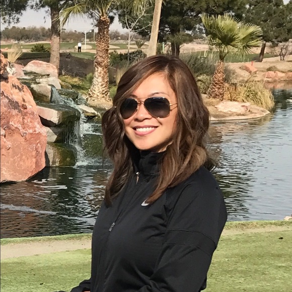 Meet your Posher, Ku’ulei - Picture 1 of 4